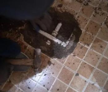 梅列卫生间漏水维修公司为您分享下卫生间渗水如何处理及注意事项